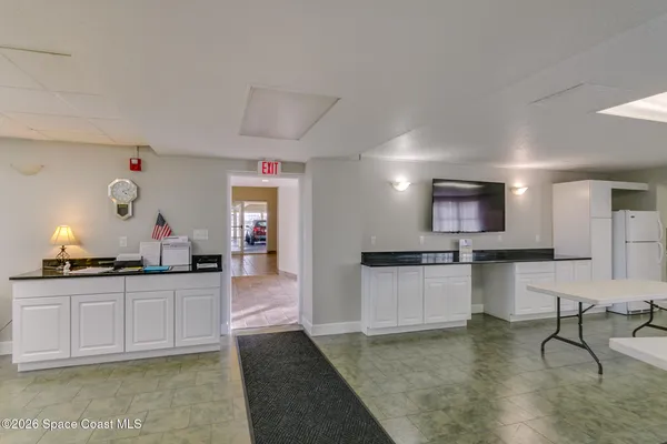 $2,100 | 4700 Ocean Beach Boulevard, Unit 206, Cocoa Beach, FL 32931