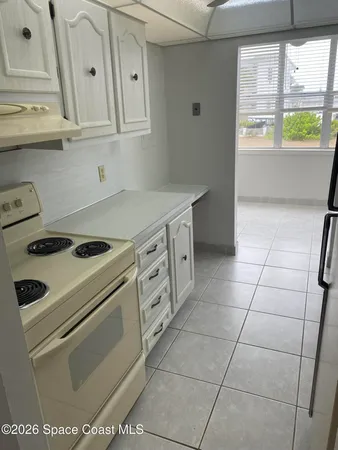 $2,100 | 4700 Ocean Beach Boulevard, Unit 206, Cocoa Beach, FL 32931