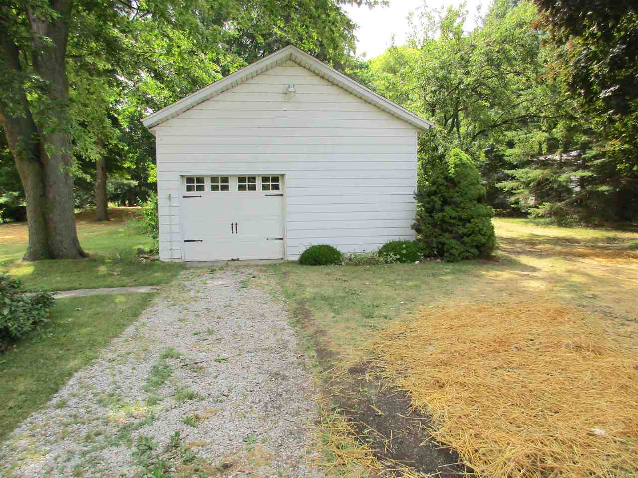 4336 South Durand Road Durand, MI 48429 - Photo 11 of 23