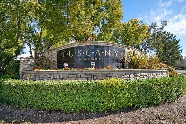 $599,900 | 19431-14h Rue De Valore, Lake Forest, CA 92610