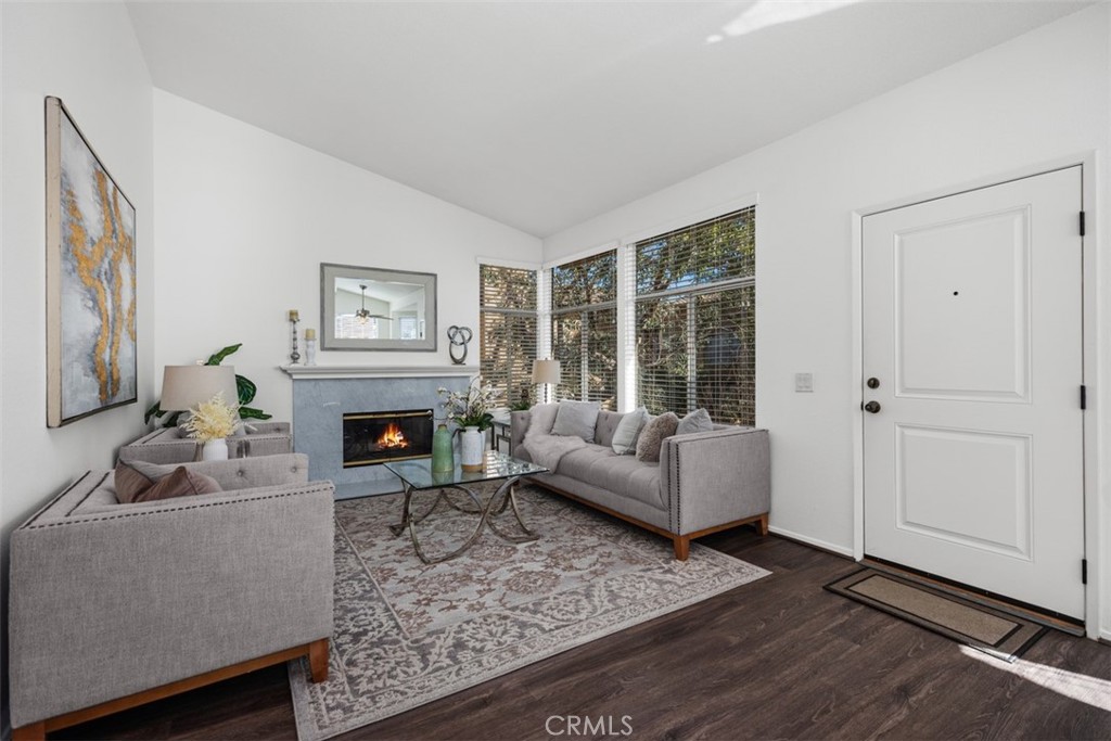 19431-14h Rue De Valore Lake Forest, CA 92610 - Photo 3 of 40