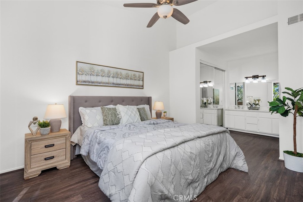 19431-14h Rue De Valore Lake Forest, CA 92610 - Photo 7 of 40 Master suite .