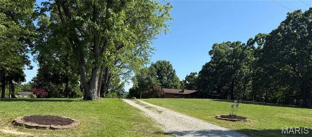 $428,000 | 6028 Hwy Ac, Leslie, MO 63056