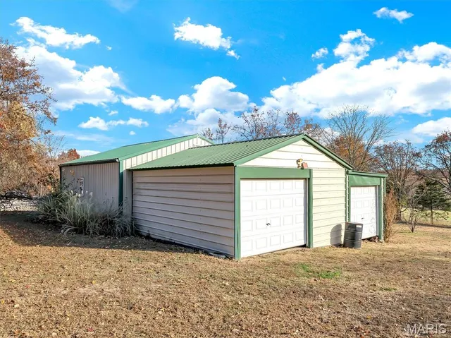 $428,000 | 6028 Hwy Ac, Leslie, MO 63056