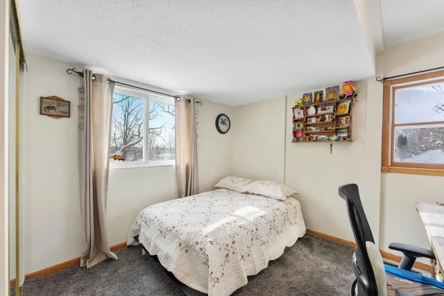 $479,900 | 50495 Evergreen Avenue, Rush City, MN 55069