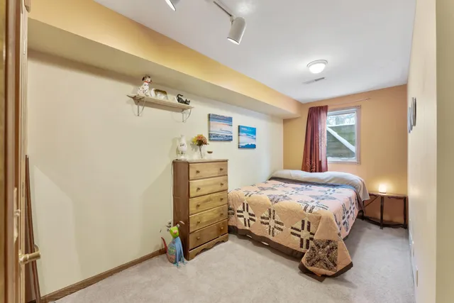 $479,900 | 50495 Evergreen Avenue, Rush City, MN 55069