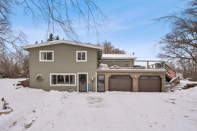 $479,900 | 50495 Evergreen Avenue, Rush City, MN 55069