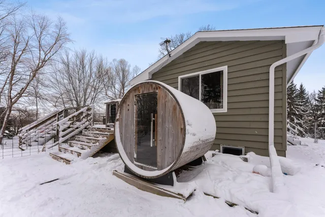 $479,900 | 50495 Evergreen Avenue, Rush City, MN 55069