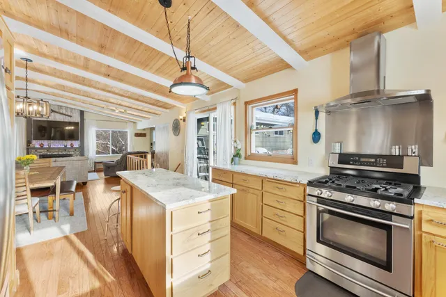 $479,900 | 50495 Evergreen Avenue, Rush City, MN 55069