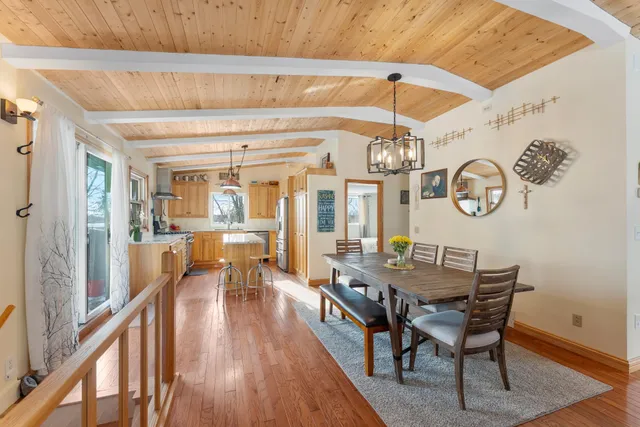 $479,900 | 50495 Evergreen Avenue, Rush City, MN 55069