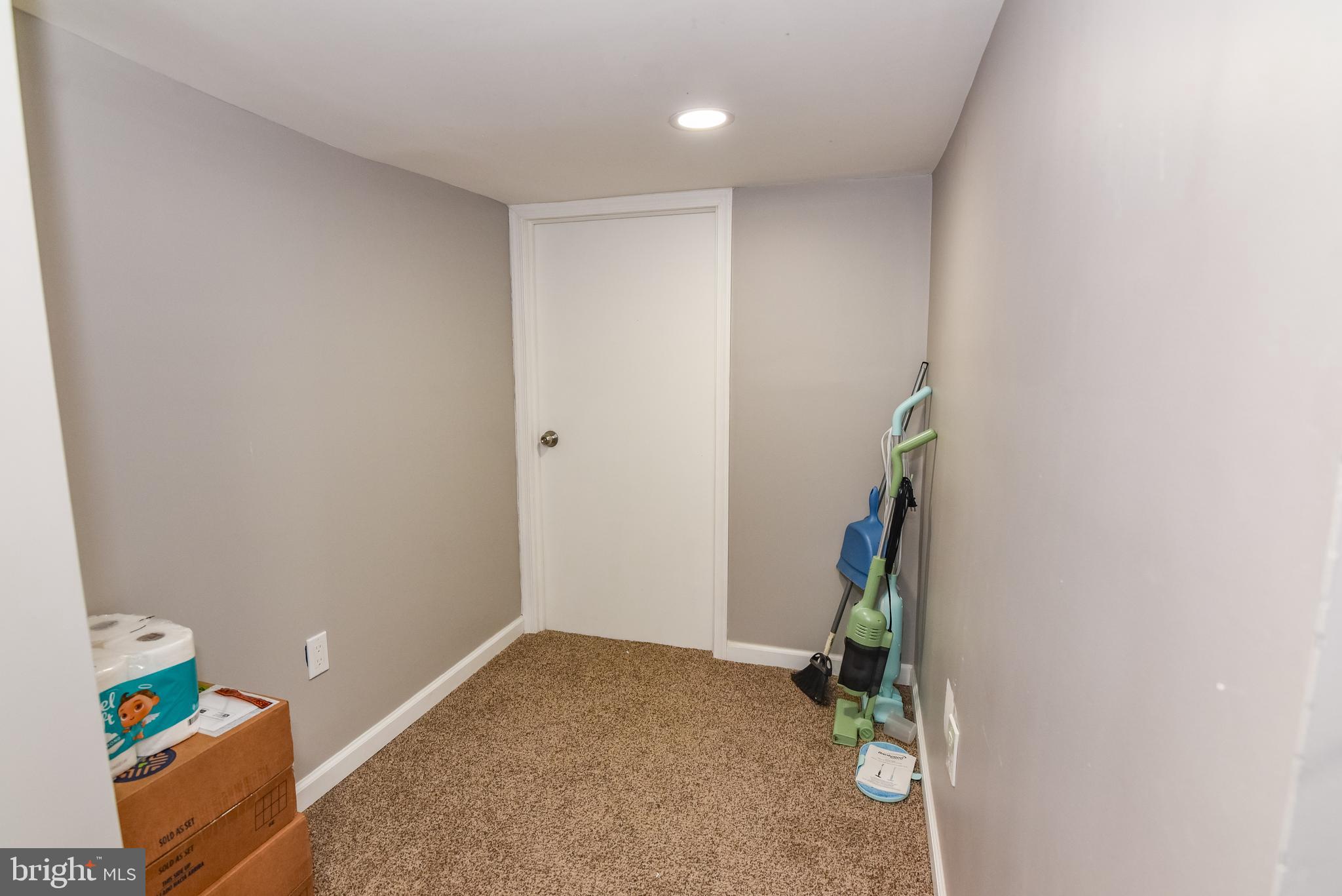1705 East 25th Street Baltimore, MD 21213 - Photo 31 of 33