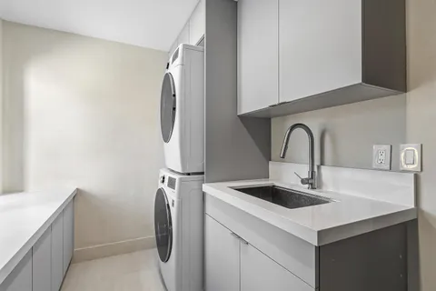 $5,475,000 | 425 Coral Way, Fort Lauderdale, FL 33301