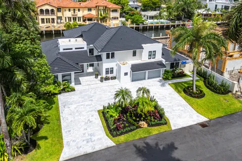 $5,475,000 | 425 Coral Way, Fort Lauderdale, FL 33301