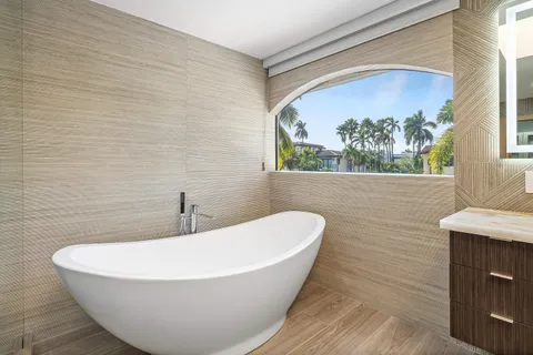 $5,475,000 | 425 Coral Way, Fort Lauderdale, FL 33301