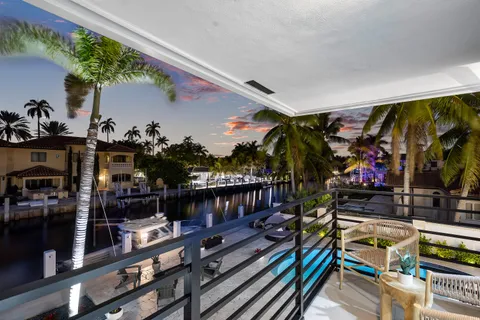 $5,475,000 | 425 Coral Way, Fort Lauderdale, FL 33301