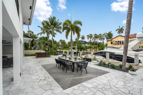 $5,475,000 | 425 Coral Way, Fort Lauderdale, FL 33301