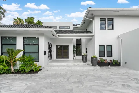 $5,475,000 | 425 Coral Way, Fort Lauderdale, FL 33301