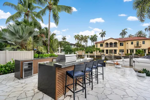 $5,475,000 | 425 Coral Way, Fort Lauderdale, FL 33301