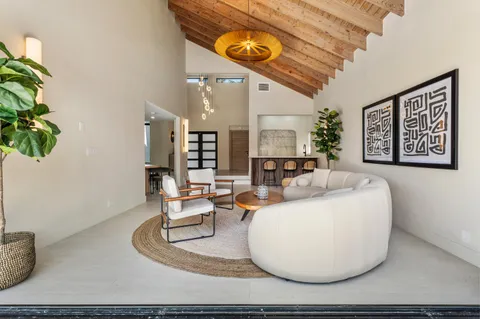 $5,475,000 | 425 Coral Way, Fort Lauderdale, FL 33301