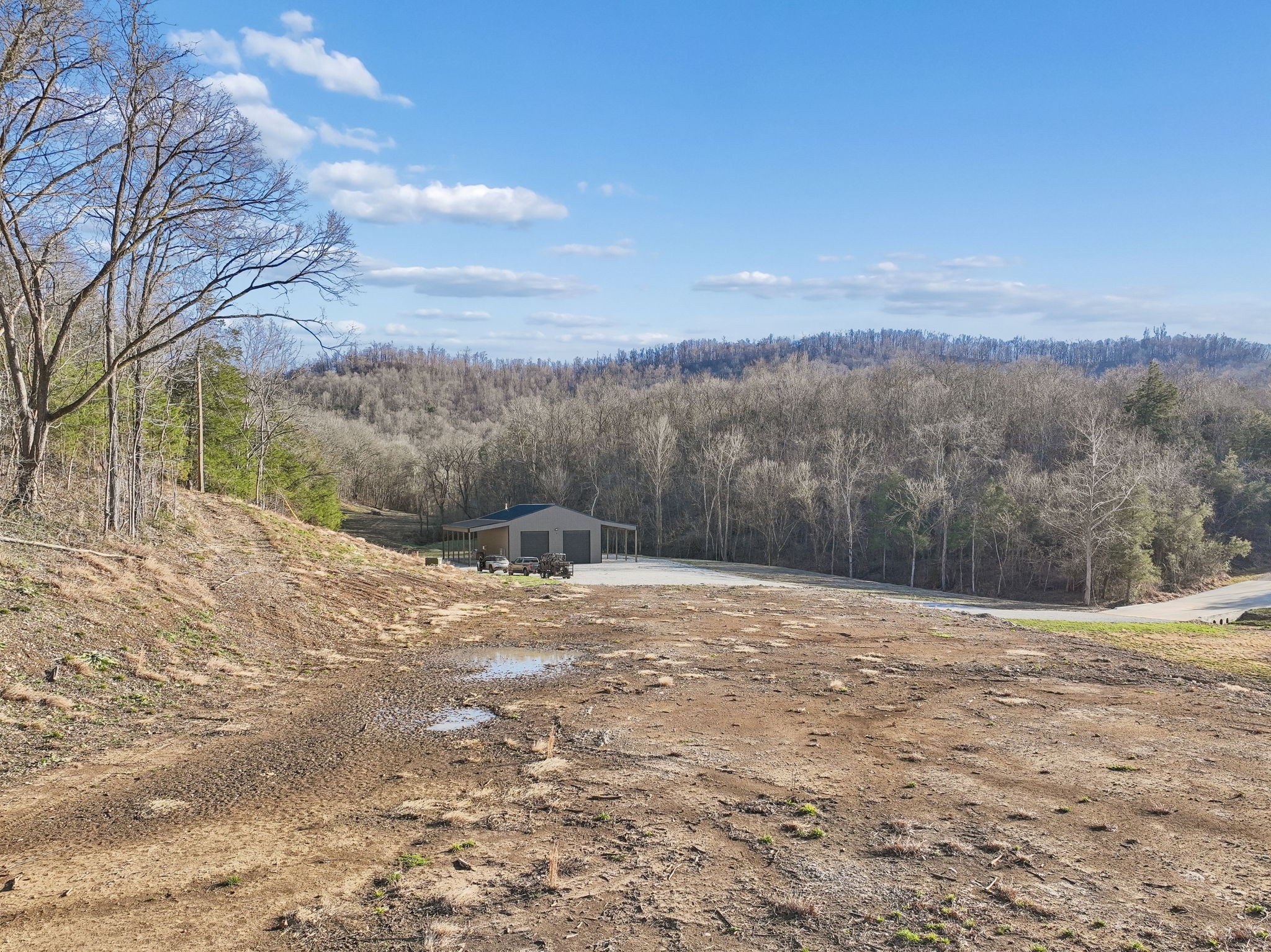 215 Hickman Creek Road South Hickman, TN 38567 - Photo 51 of 98 a view of a backyard of a house