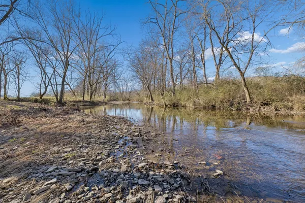 $2,599,000 | 215 Hickman Creek Road South, Hickman, TN 38567