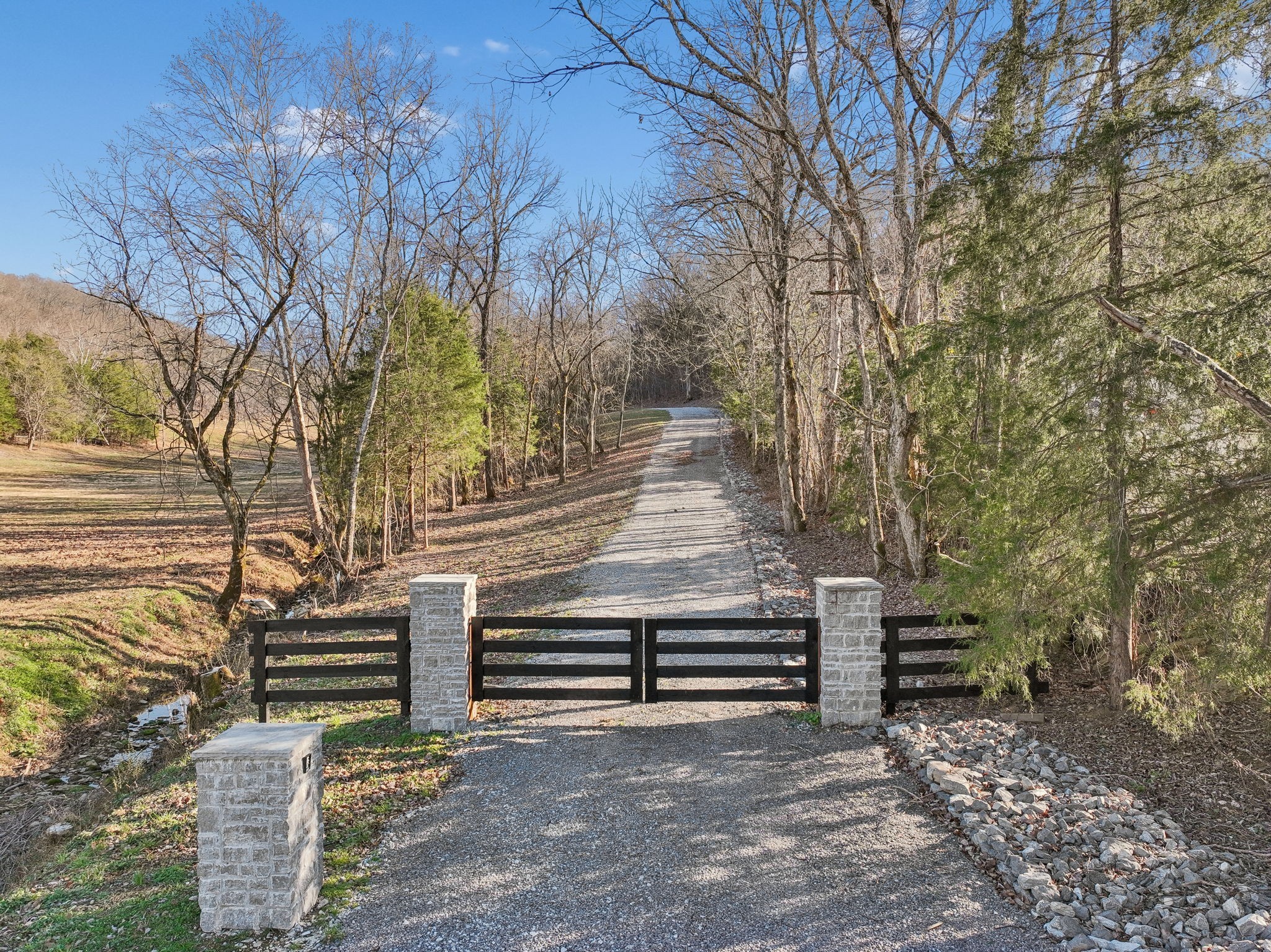 215 Hickman Creek Road South Hickman, TN 38567 - Photo 10 of 98
