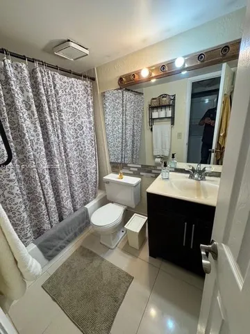 $199,900 | 3000 Northwest 42nd Avenue, Unit B505, Coconut Creek, FL 33066