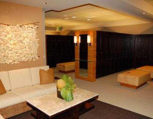 17664 Sealakes Drive Boca Raton, FL 33498 - Photo 40 of 42 CLUB LOCKER ROOM
