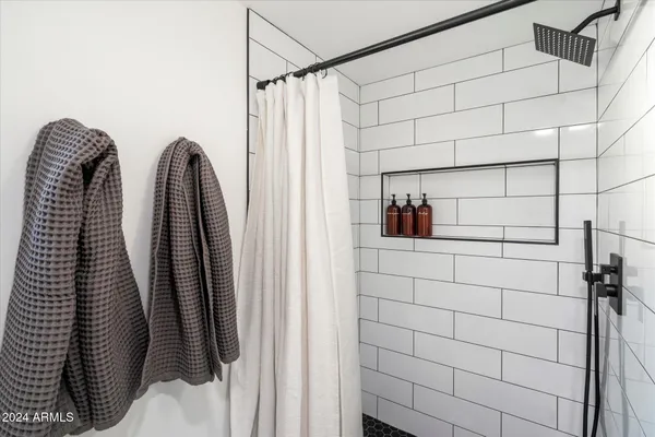 $12,500 | 3827 East Hazelwood Street, Phoenix, AZ 85018