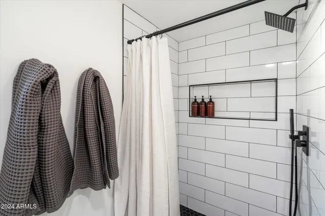 $12,500 | 3827 East Hazelwood Street, Phoenix, AZ 85018