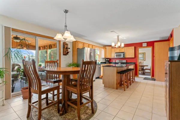$465,000 | 1405 17th Drive Southwest, Austin, MN 55912
