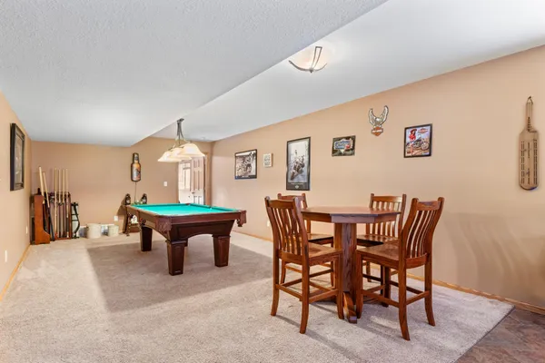 $465,000 | 1405 17th Drive Southwest, Austin, MN 55912