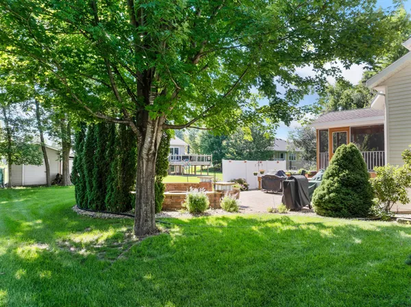 $465,000 | 1405 17th Drive Southwest, Austin, MN 55912