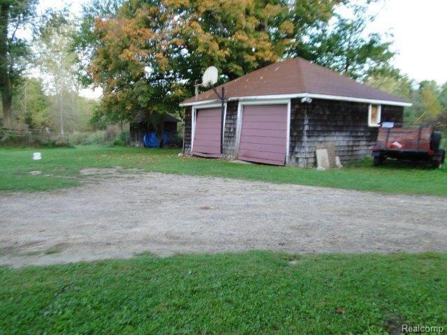 2867 Roods Lake Road Lapeer, MI 48446 - Photo 23 of 26