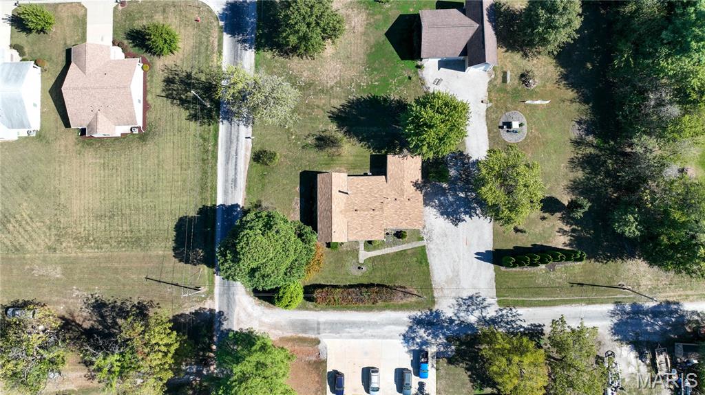 802 East Pleasant Street Bunker Hill, IL 62014 - Photo 31 of 38