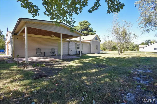 $129,900 | 802 East Pleasant Street, Bunker Hill, IL 62014