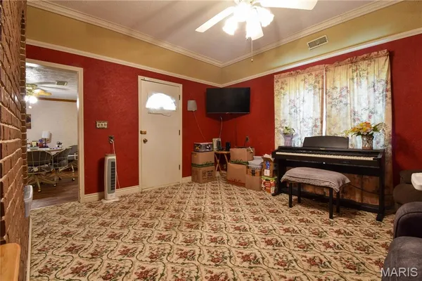 $129,900 | 802 East Pleasant Street, Bunker Hill, IL 62014
