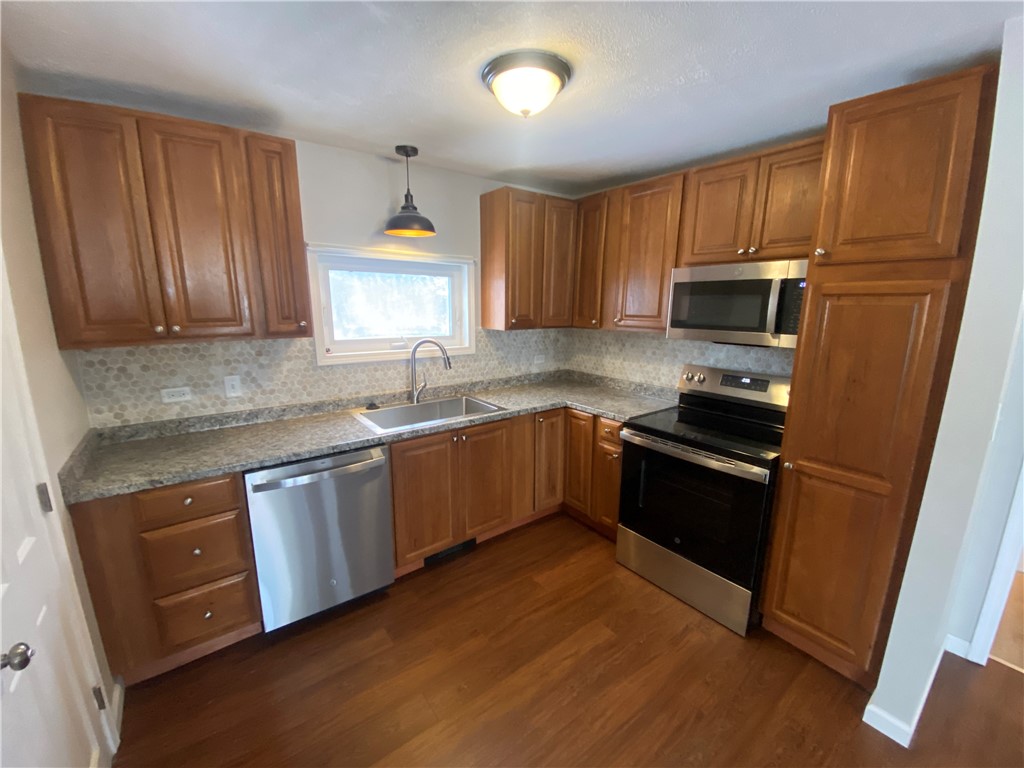 35 2nd Avenue Greece, NY 14612 - Photo 14 of 35