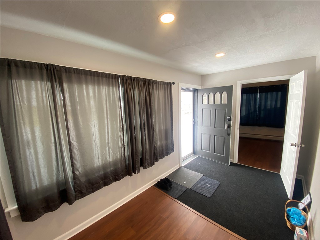 35 2nd Avenue Greece, NY 14612 - Photo 6 of 35