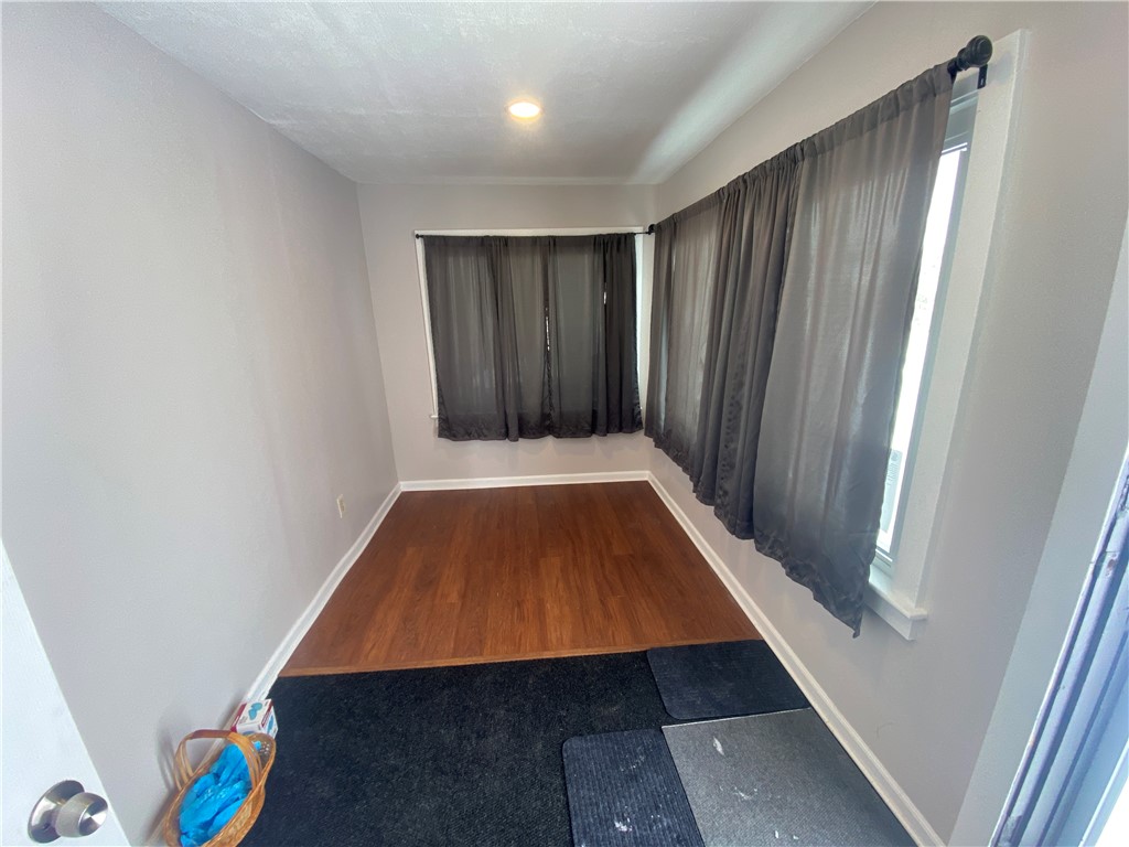 35 2nd Avenue Greece, NY 14612 - Photo 7 of 35