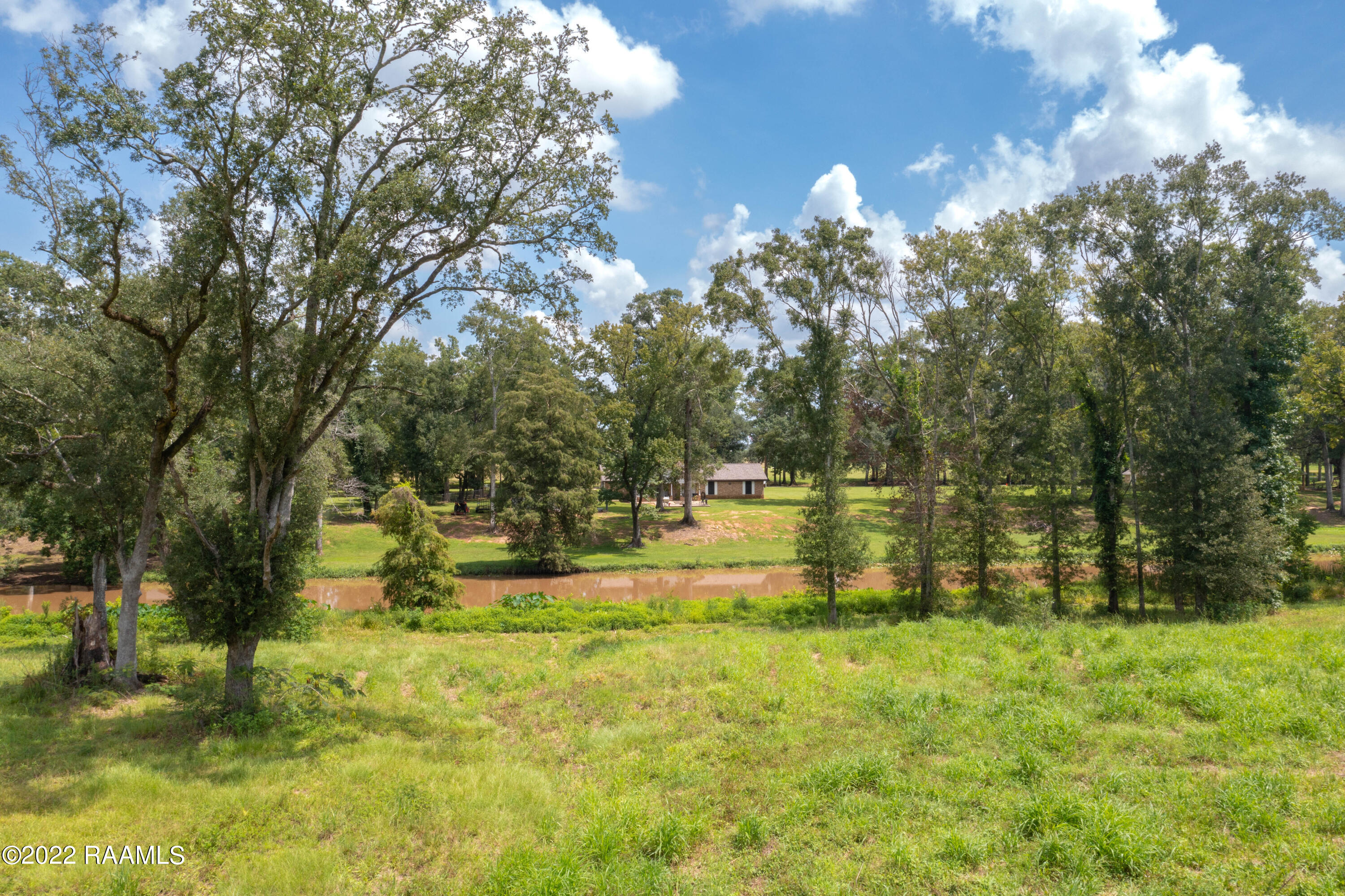 3-2 Main Highway Breaux Bridge, LA 70517 - Photo 3 of 12 3MainHwy-13