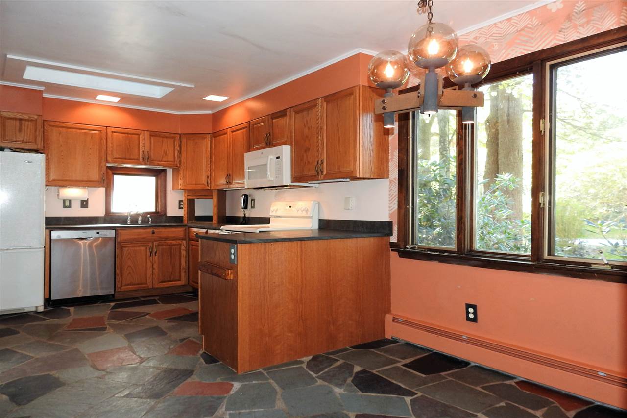 517 Hitzel Terrace Rutland Town, VT 05701 - Photo 14 of 36 Gallery Image 14