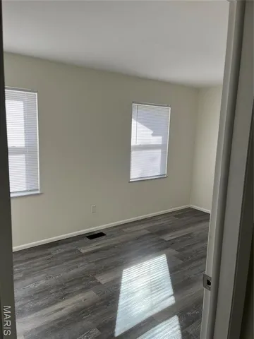 $215,000 | 402 Willow Drive, O'Fallon, IL 62269