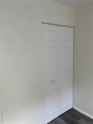 $215,000 | 402 Willow Drive, O'Fallon, IL 62269