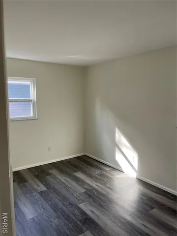 $215,000 | 402 Willow Drive, O'Fallon, IL 62269