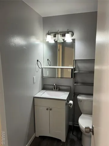 $215,000 | 402 Willow Drive, O'Fallon, IL 62269