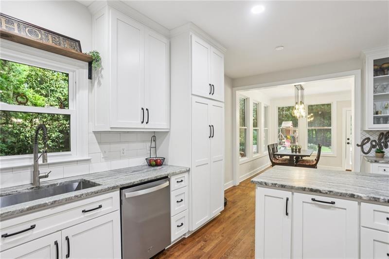 2295 Ansley Court Canton, GA 30114 - Photo 16 of 41