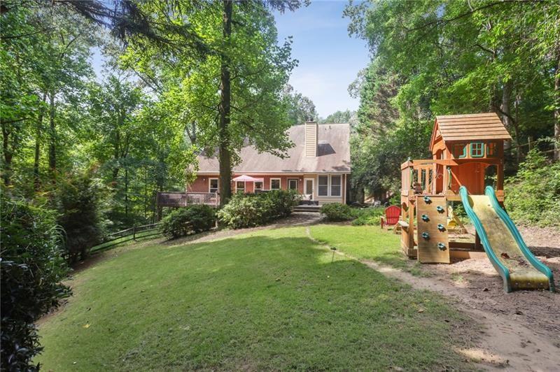 2295 Ansley Court Canton, GA 30114 - Photo 34 of 41