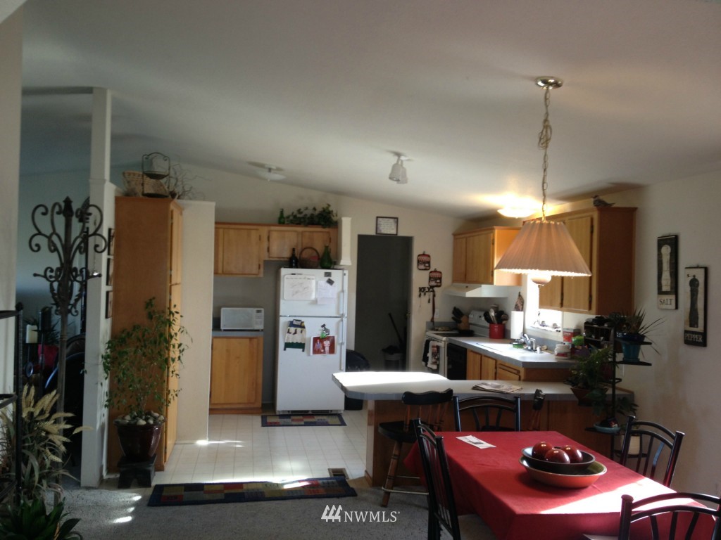 3728 Rd F Northeast Moses Lake, WA 98837 - Photo 8 of 13 Gallery Image 8