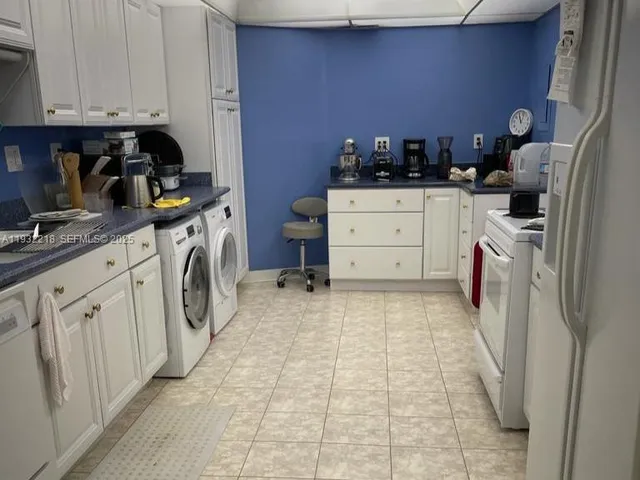 $1,550,000 | 1111 Crandon Boulevard, Unit A504, Key Biscayne, FL 33149